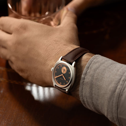 Fears Brunswick 38 'Charcoal Rose'