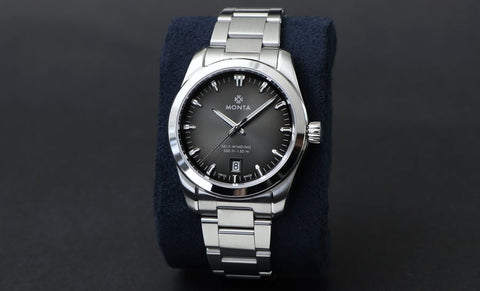 Monta Noble, Anthracite Dial